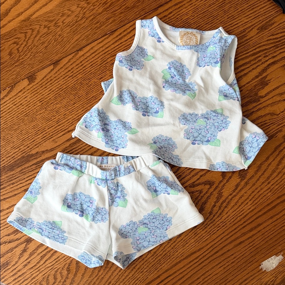 Floral Hydrangea Tank Top and Shorts Set